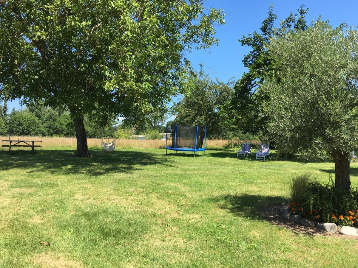 Gites Clodeguy No 2 Saint-Sylvestre-sur-Lot Exterior photo