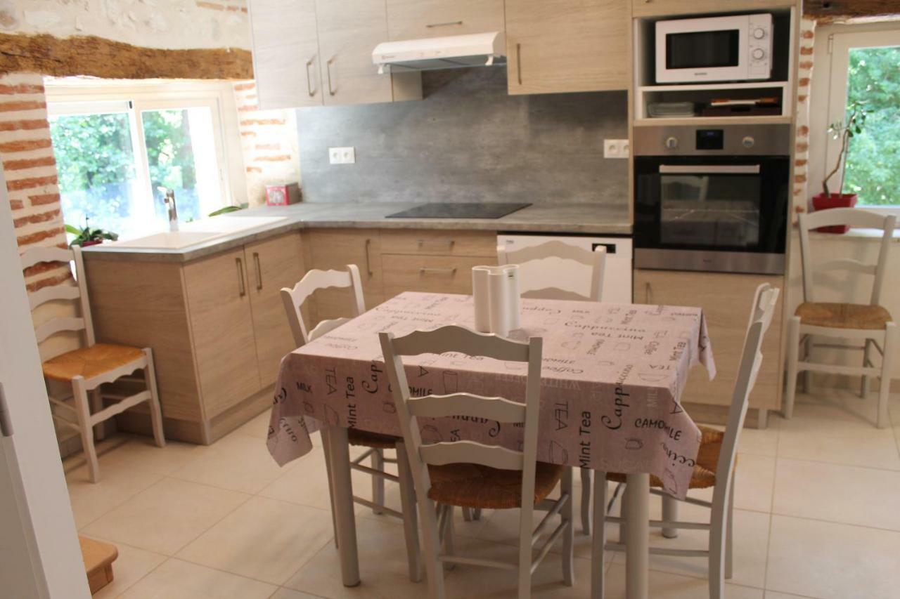 Gites Clodeguy No 2 Saint-Sylvestre-sur-Lot Exterior photo